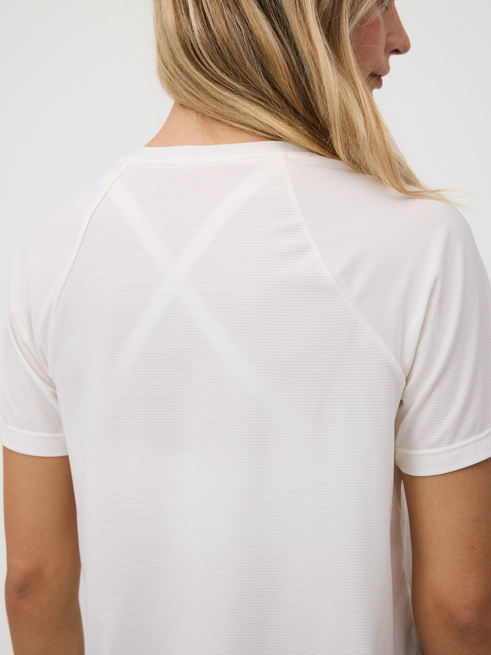 Lecia Tee