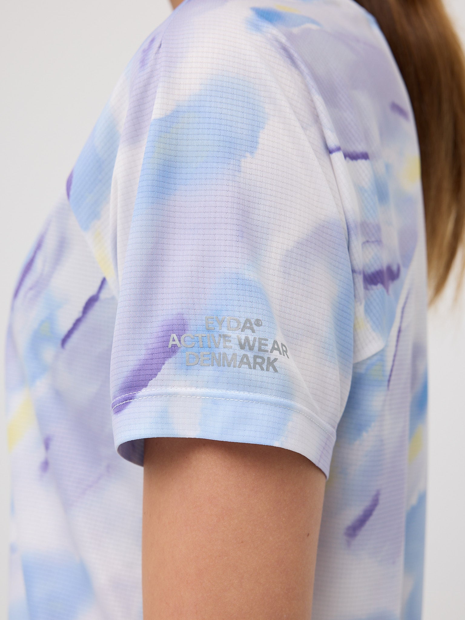 Lecia Tee