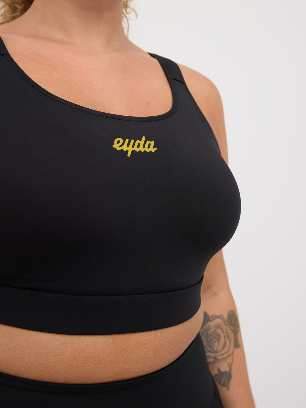 Ellen High Support Sports Bra