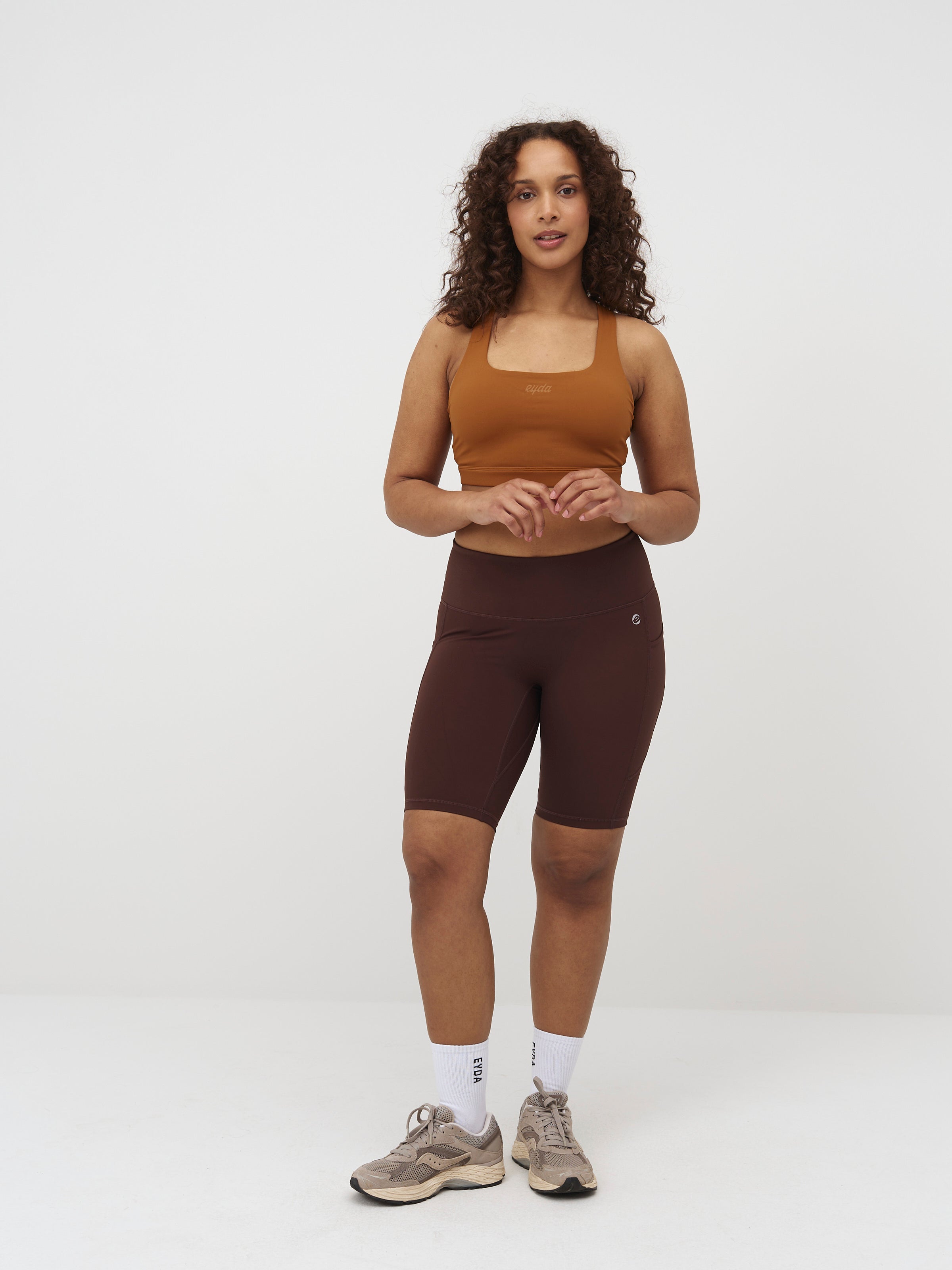 Ellie Ultralight Pocket Long Shorts 9,5"