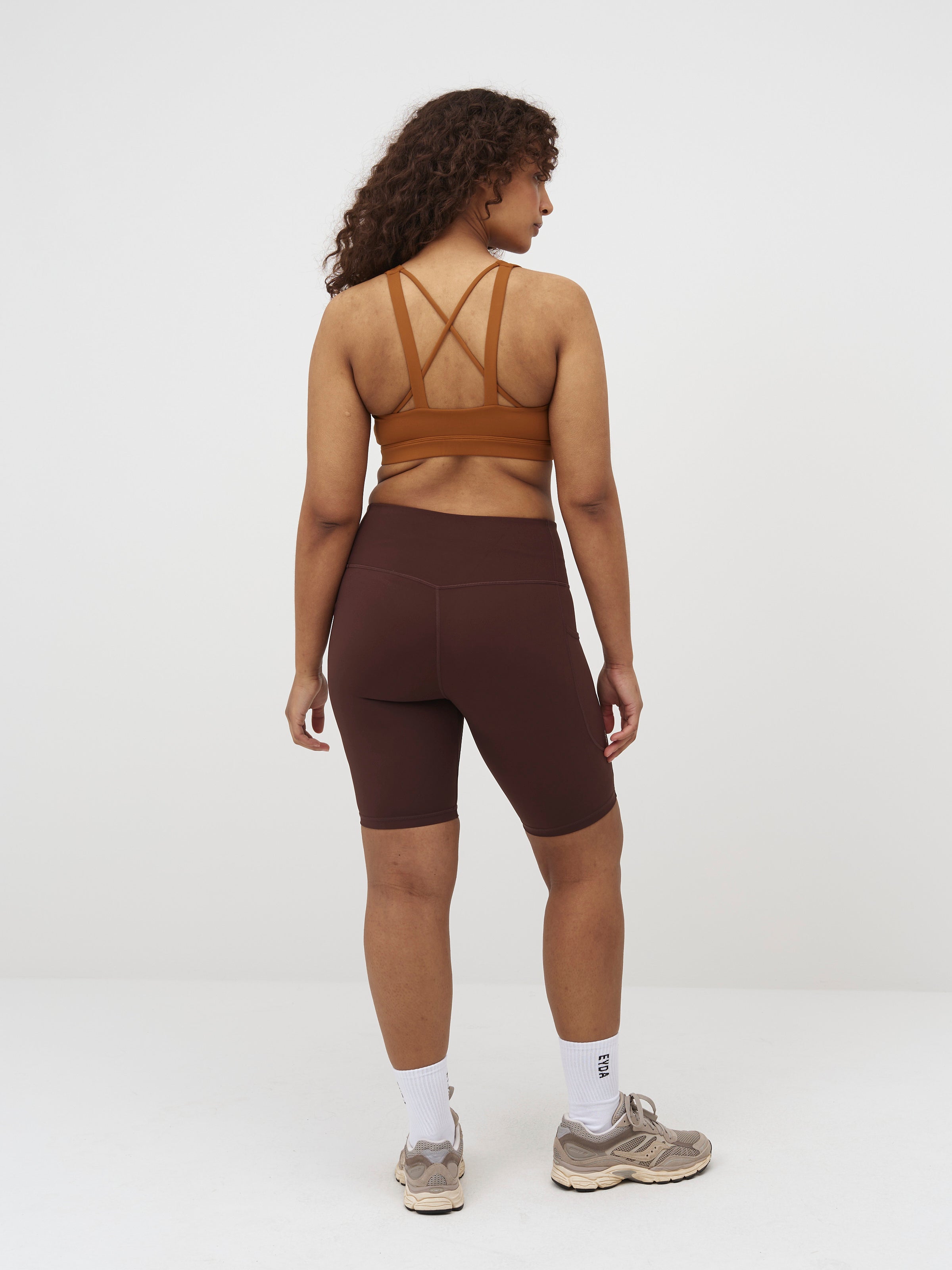 Ellie Ultralight Pocket Long Shorts 9,5"