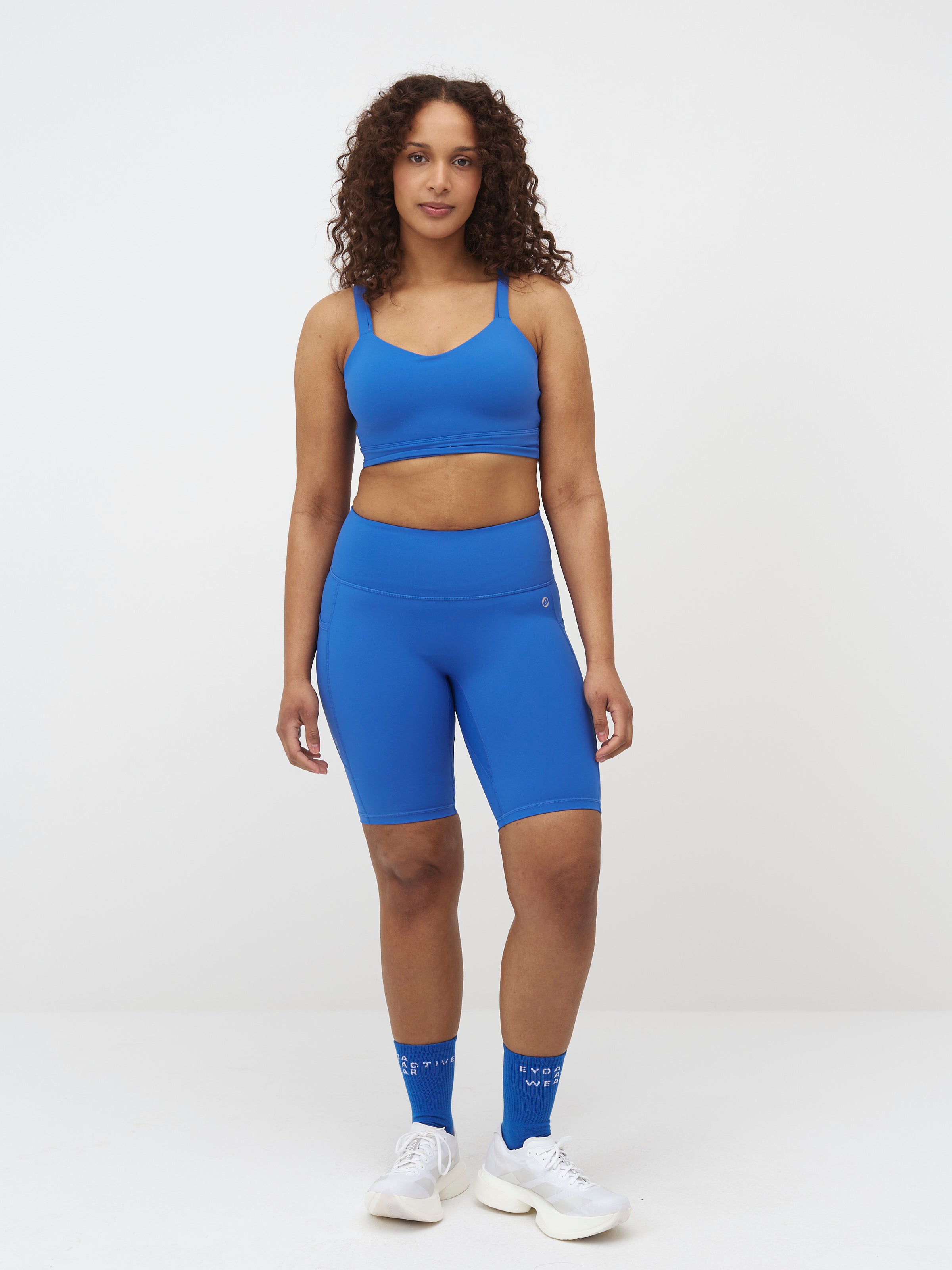 Ellie Ultralight Pocket Long Shorts 9,5"