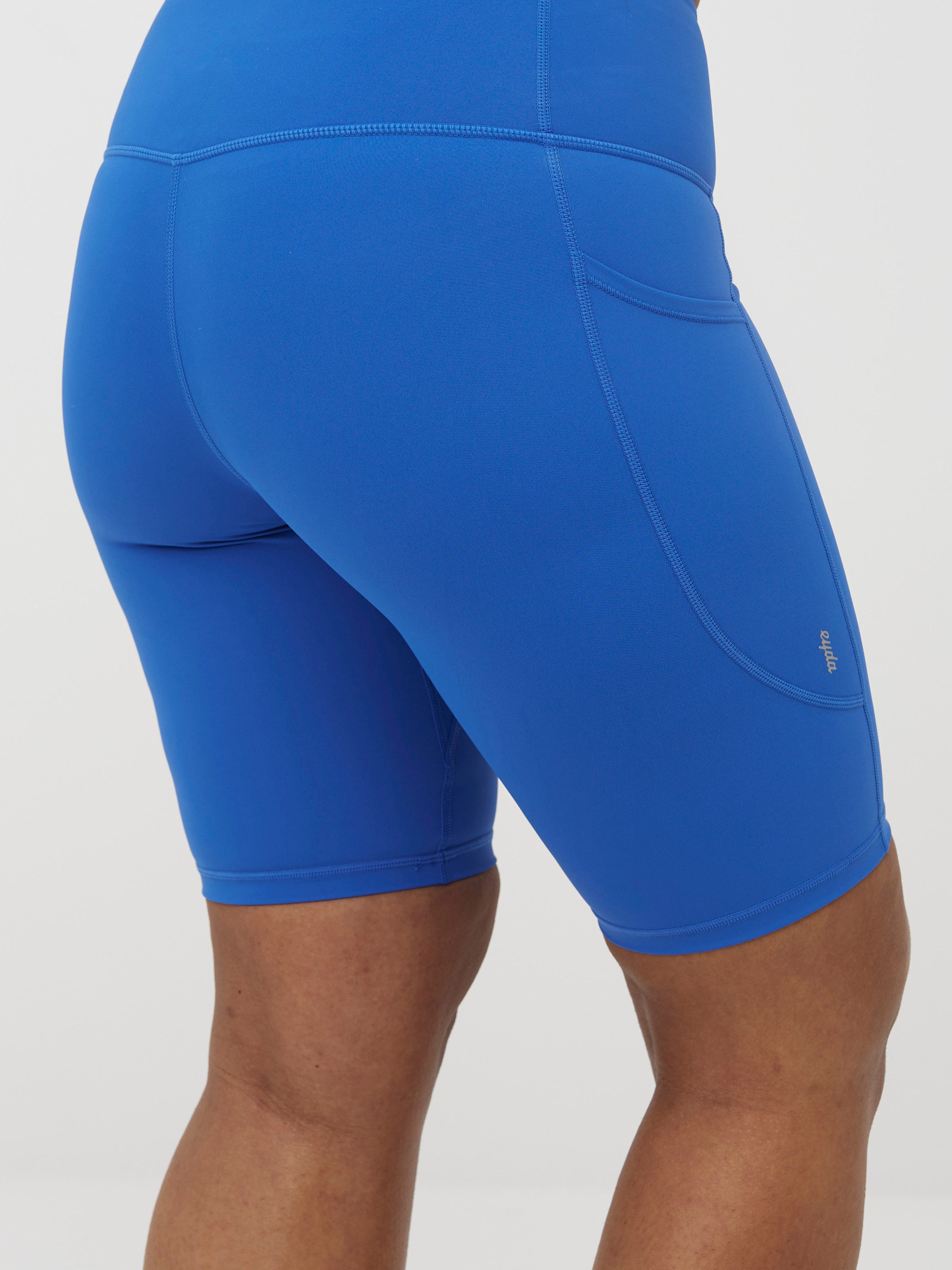 Ellie Ultralight Pocket Long Shorts 9,5"