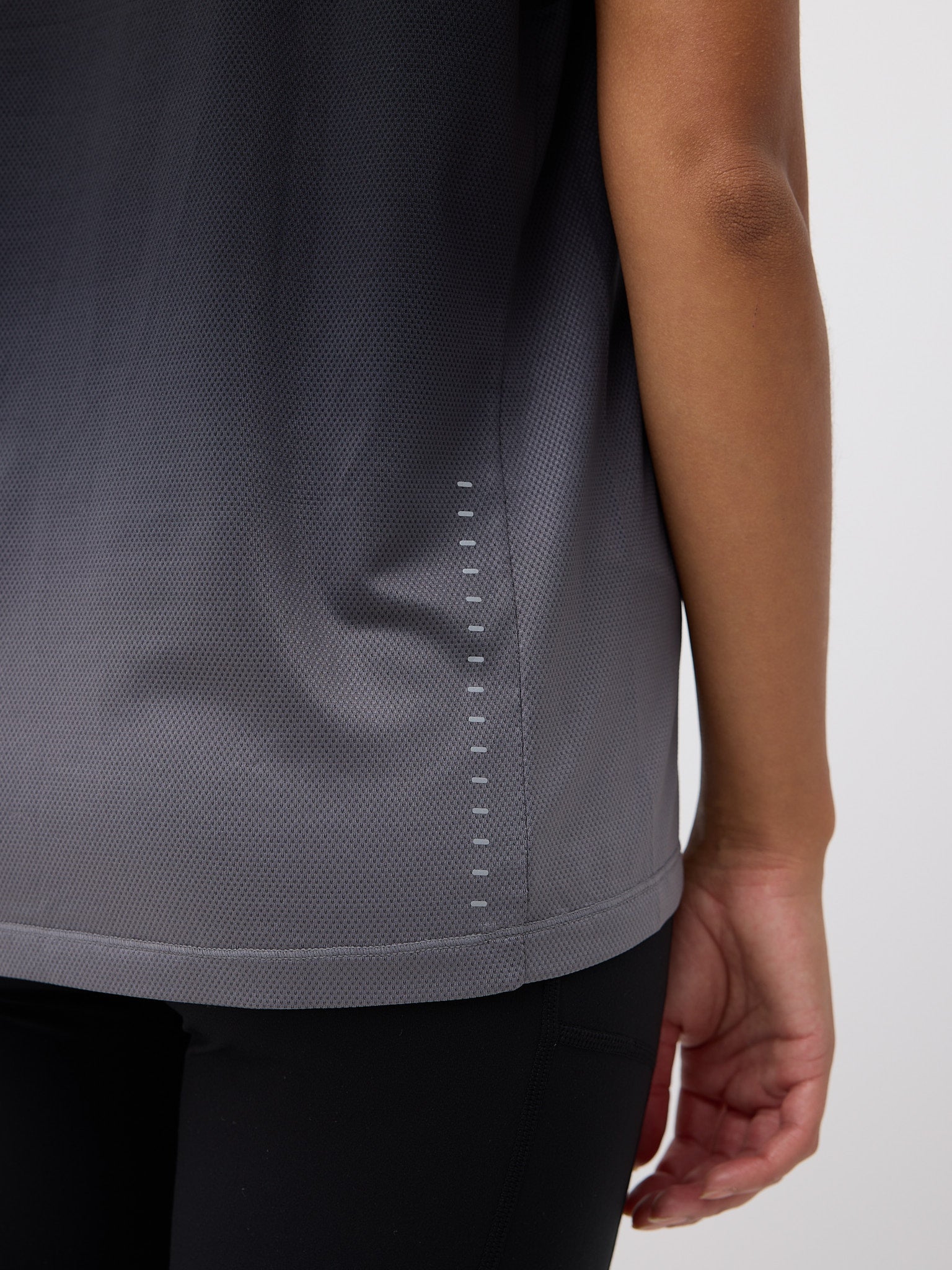 Freja Tee