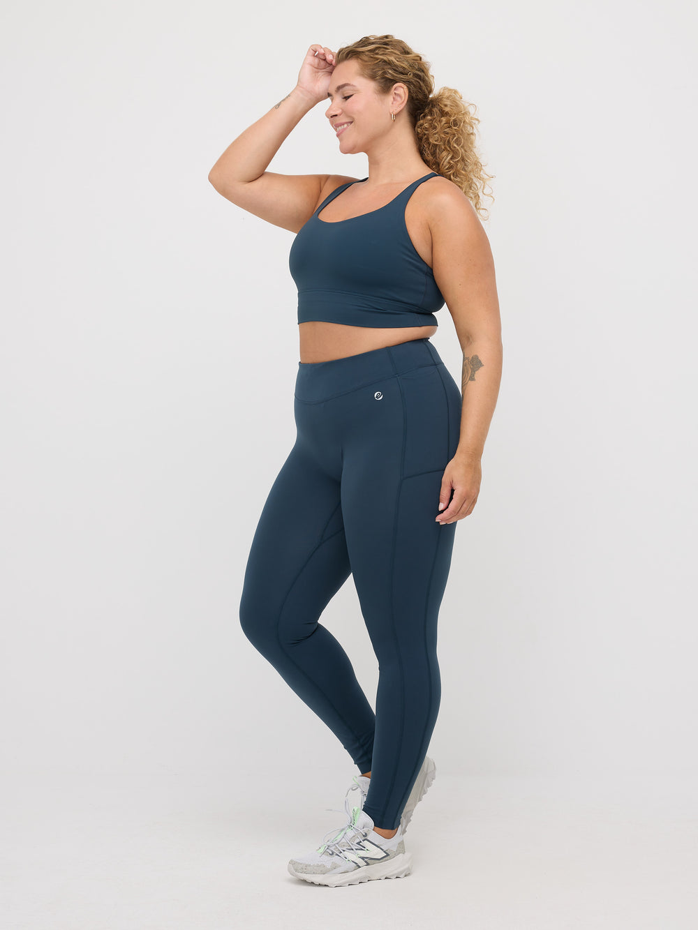 Jadie Complete Pocket Tights