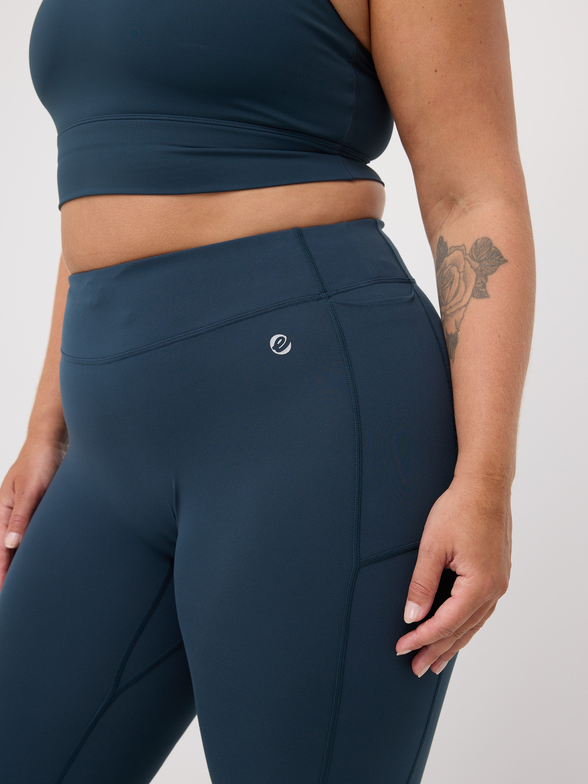 Jadie Complete Pocket Tights