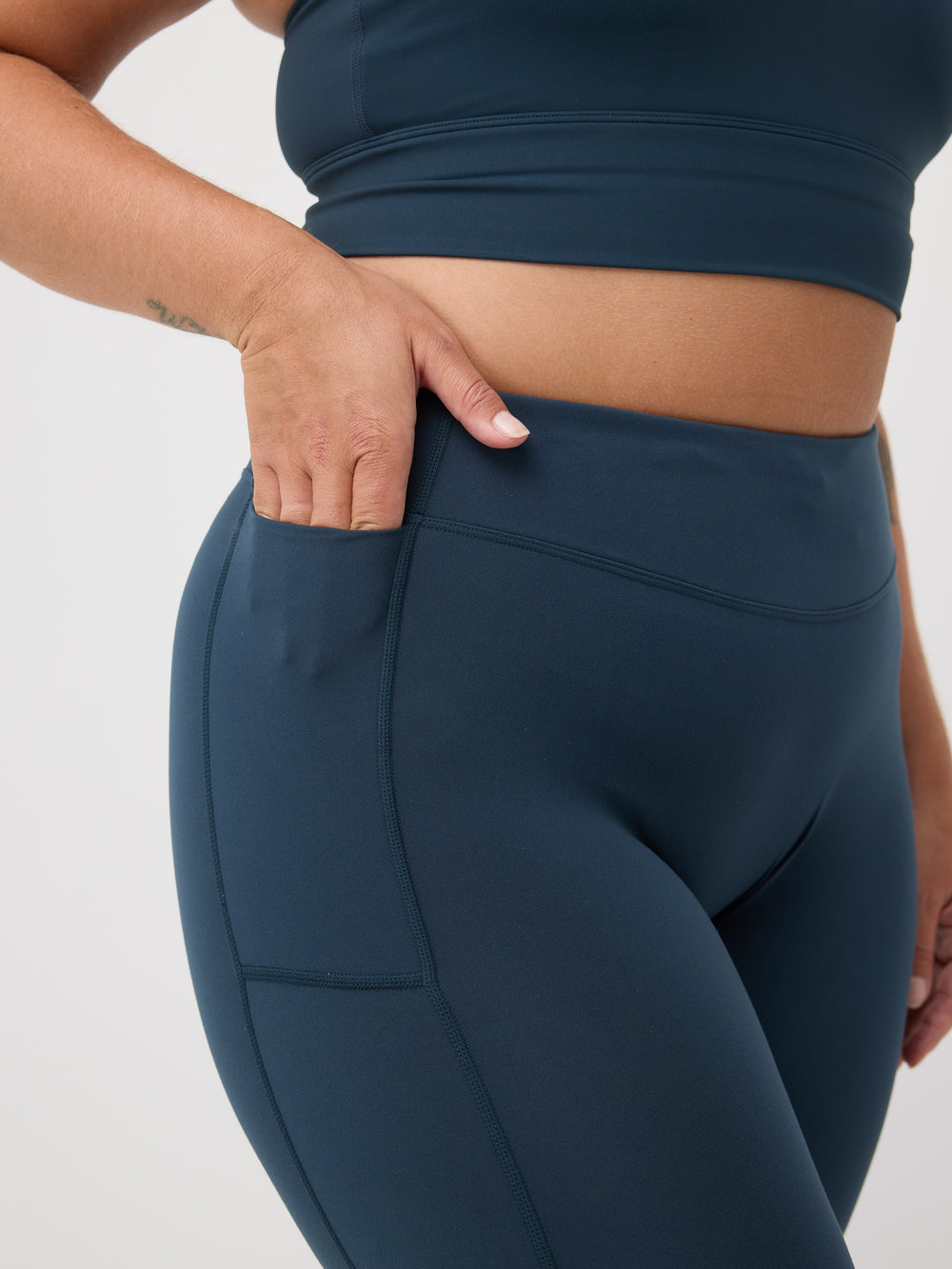 Jadie Complete Pocket Tights