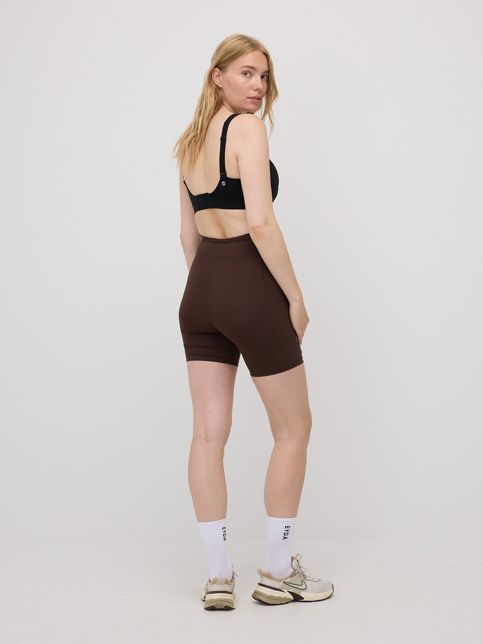 Milla Ultralight Preggo Pocket Shorts