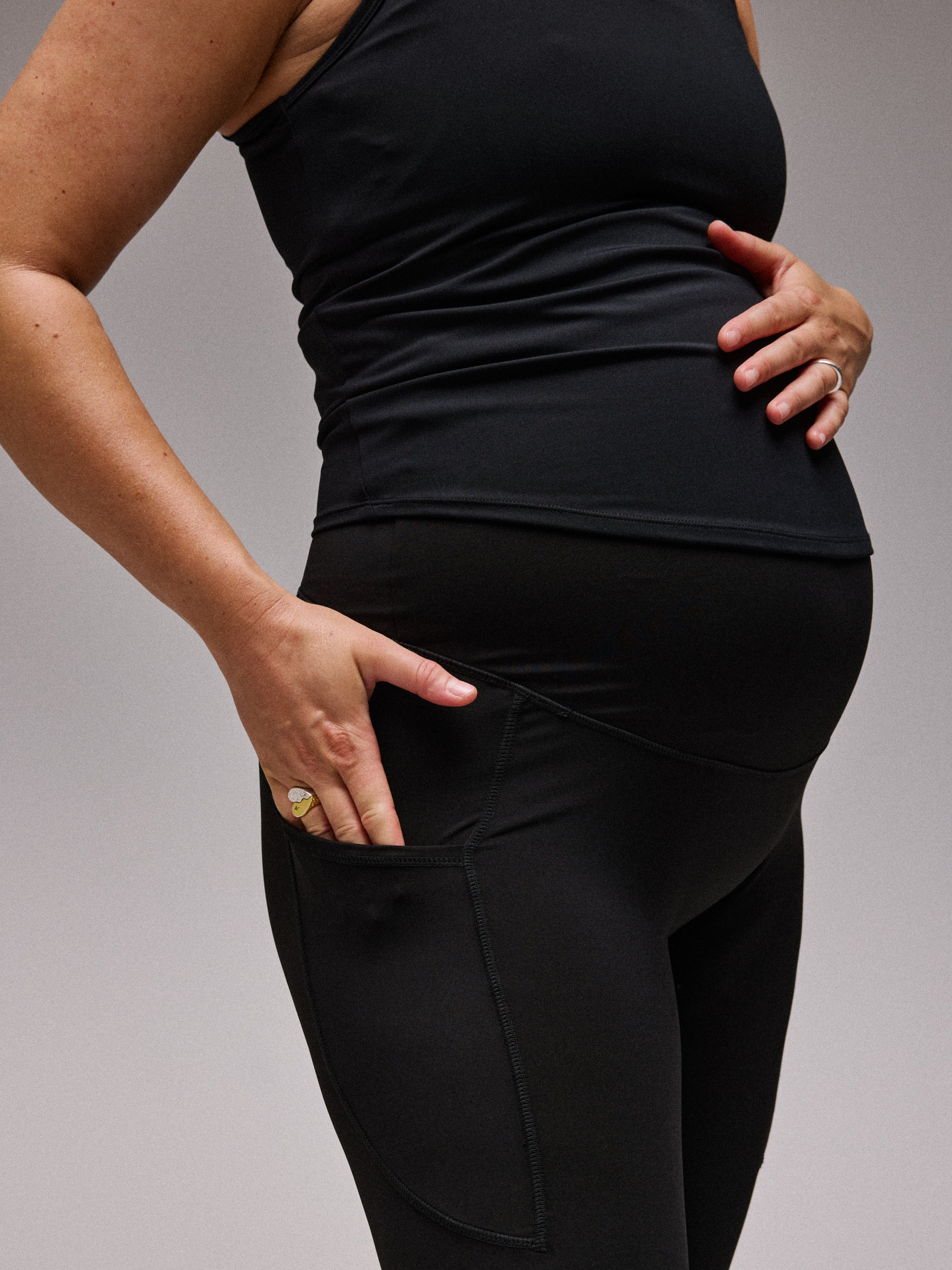 Milla Ultralight Preggo Pocket Tights
