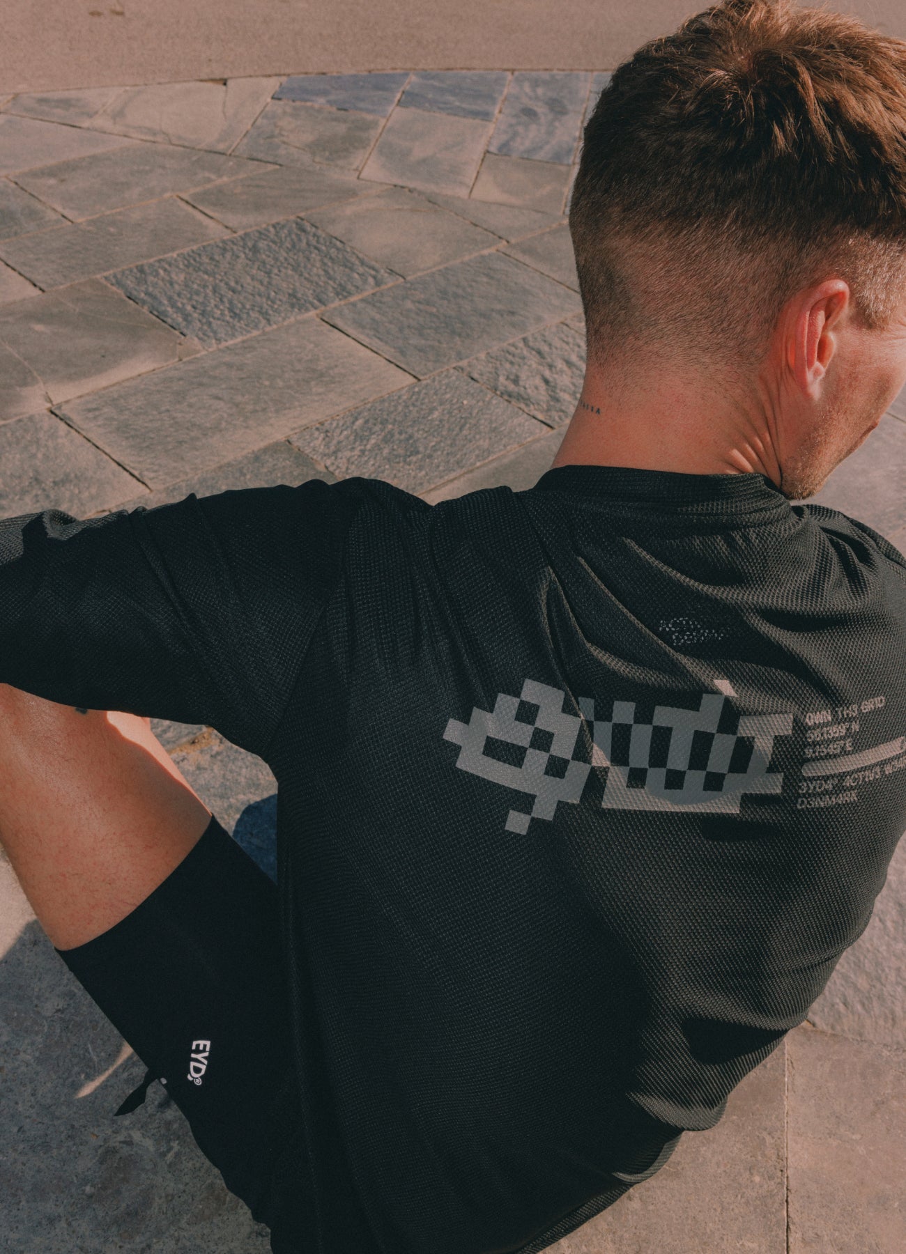 Noah Loose Long Sleeve