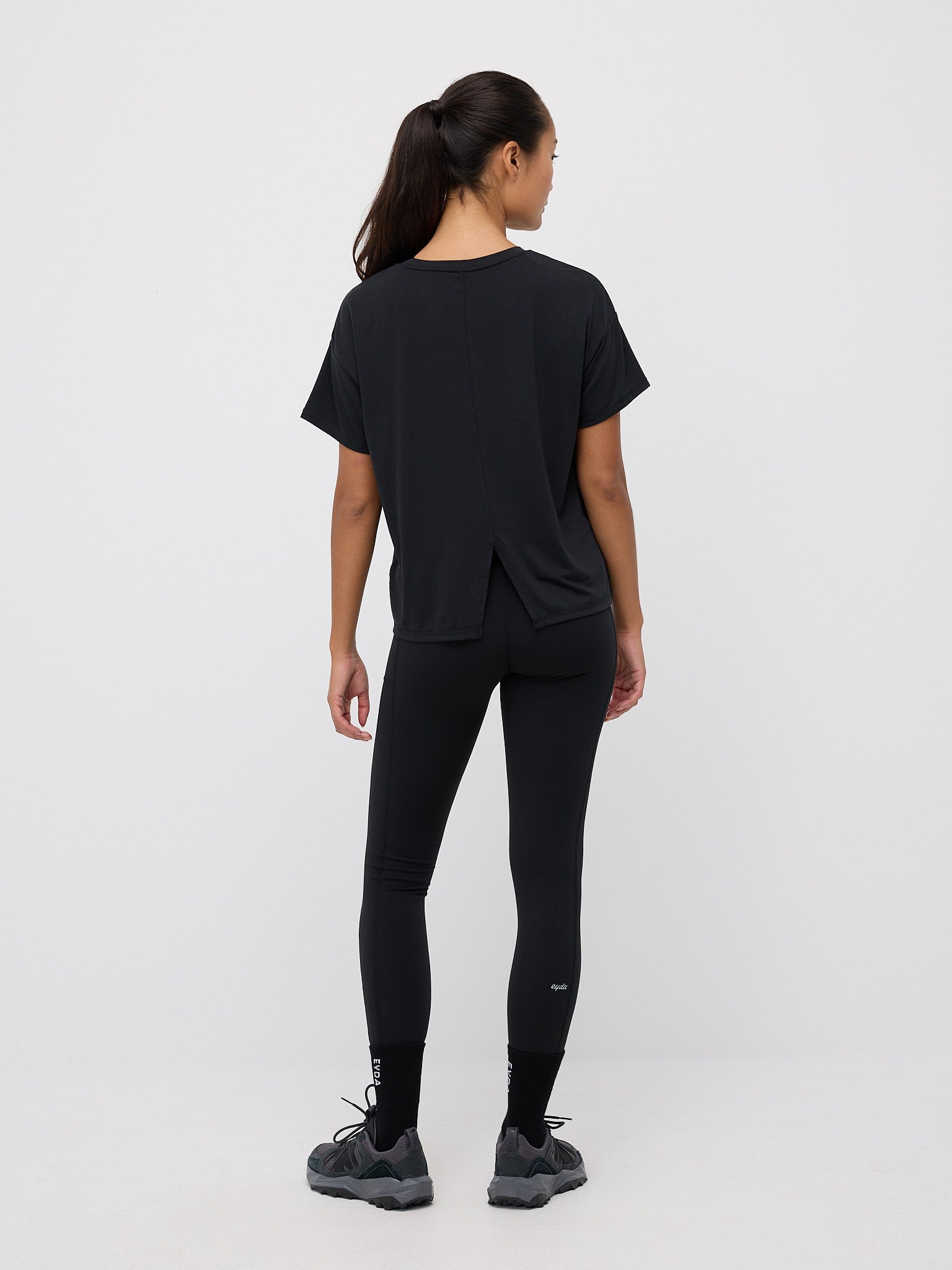 Rebecca Tee
