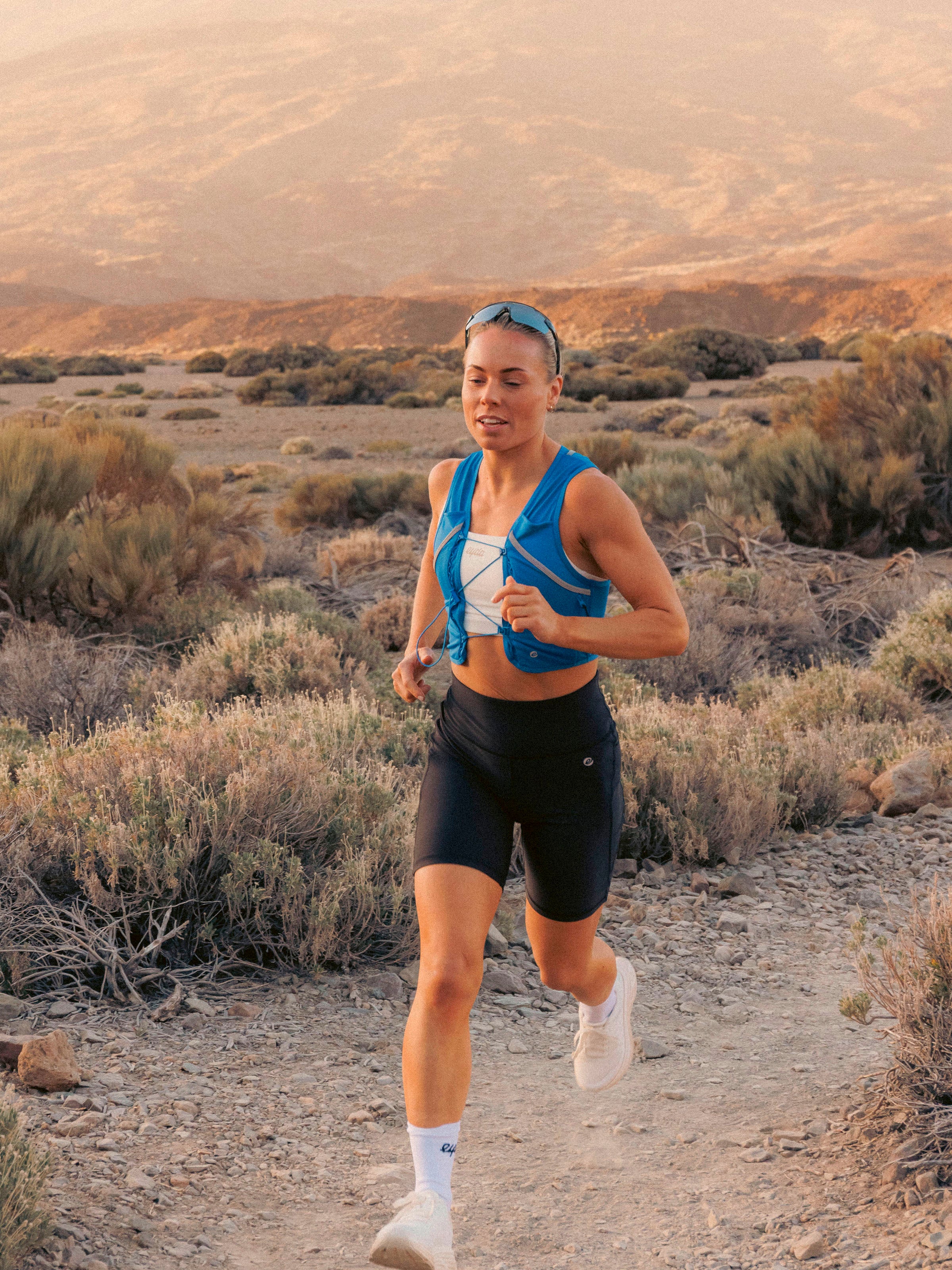 Sarah 2.0 Covermax Pocket Shorts 8"